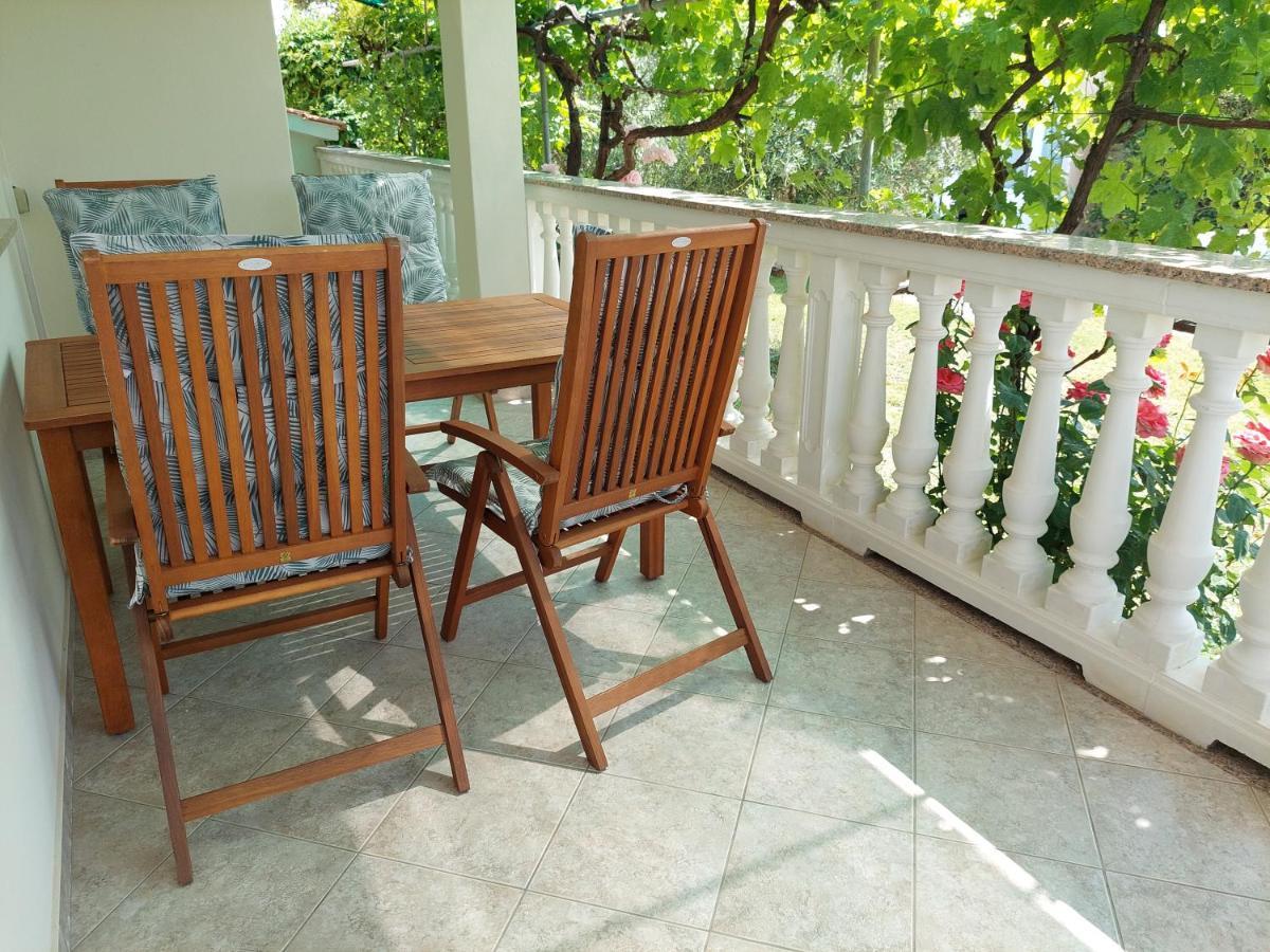 Apartments วลาชิตชี ภายนอก รูปภาพ